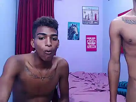 Chat XXX ao vivo de black_twinks
