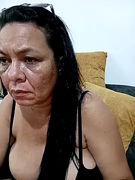 Онлайн чат XXX AnittaTettona