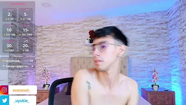 Evans_Noir Live XXX-chat