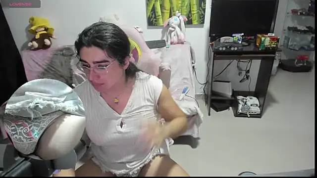 Khalifa_Gold – Naživo XXX chat