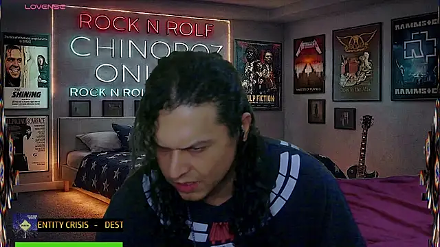 Czat XXX na żywo – chino_roz