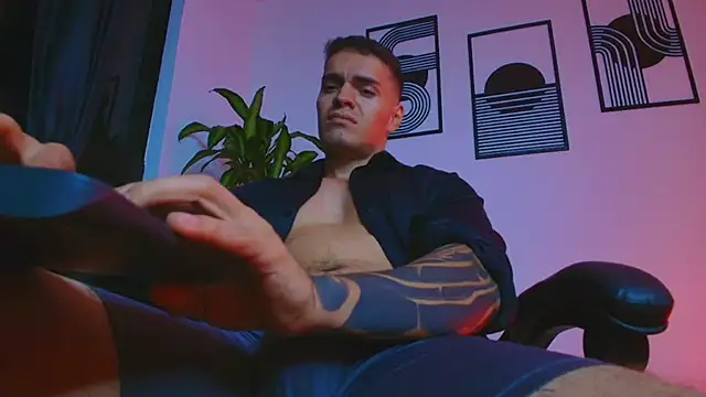 Онлайн чат XXX ALPHA_DOMINUS_