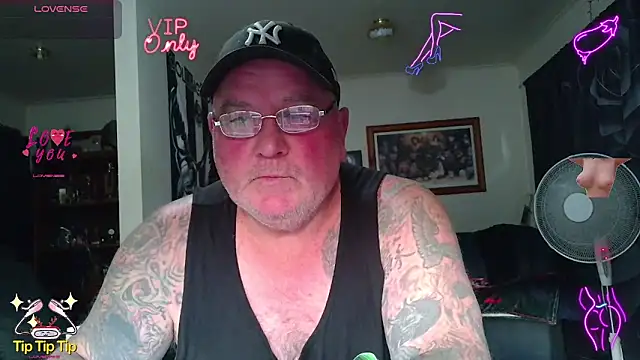 Show de KINKYBLUEYES69 na webcam