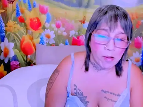 indianroxy Chat XXX in diretta