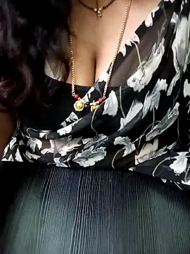 your-sameera Adlı Modelin Canlı XXX Sohbeti