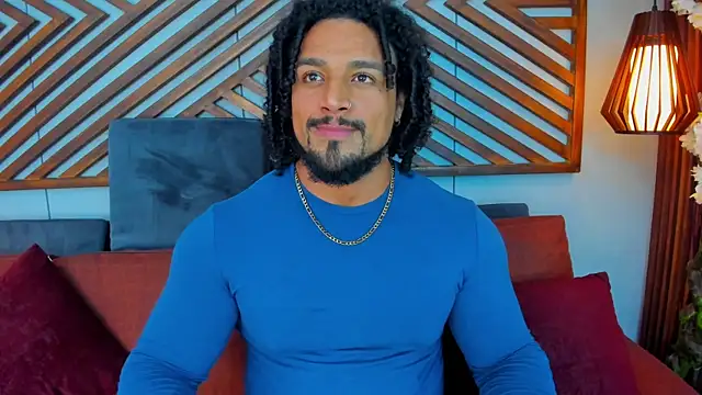 MikeEstevess Show Webcam