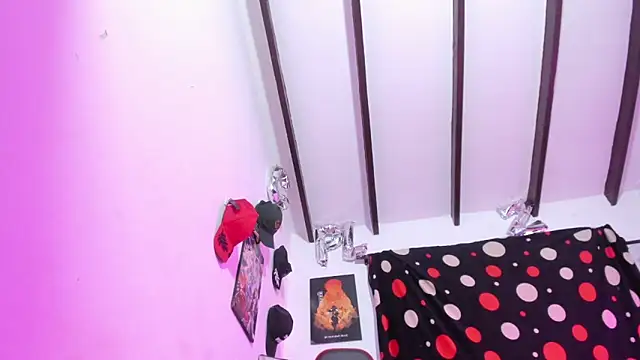 Rihanna_hotx Live XXX-chat
