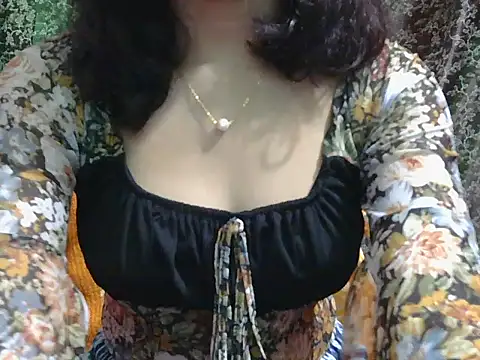 Adorable_Ayesha Live XXX-Chat