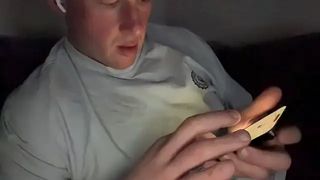 CuriousMarried321's Webcam Show
