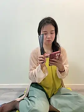NiNa5203 即時 XXX 聊天