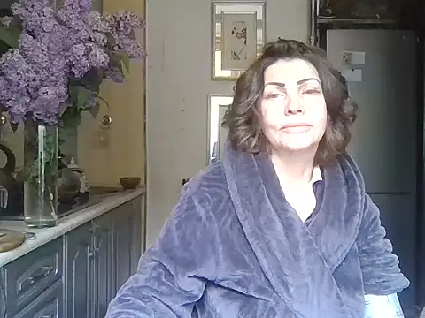 Baby-Matilda Adlı Modelin Canlı XXX Sohbeti