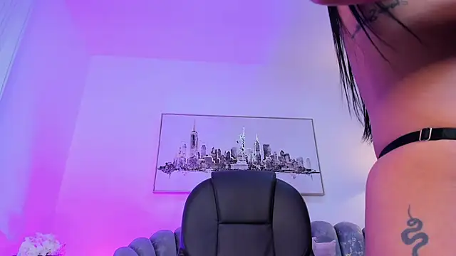 XXX chat uživo modela miavegas1