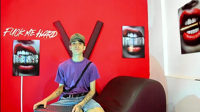 TWINKS_BOYSX Webcam show