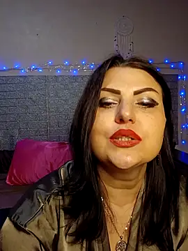 kataleya94 Adlı Modelin Canlı XXX Sohbeti