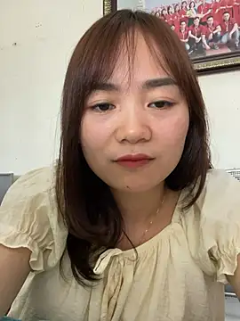 Bana-gibee Adlı Modelin Canlı XXX Sohbeti