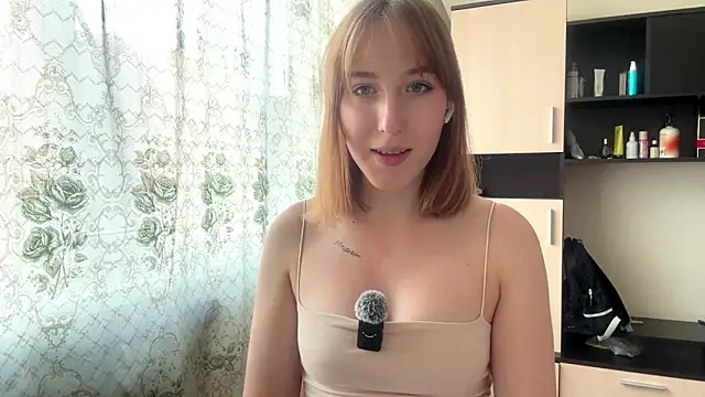 AquilineOrites Adlı Modelin Canlı XXX Sohbeti