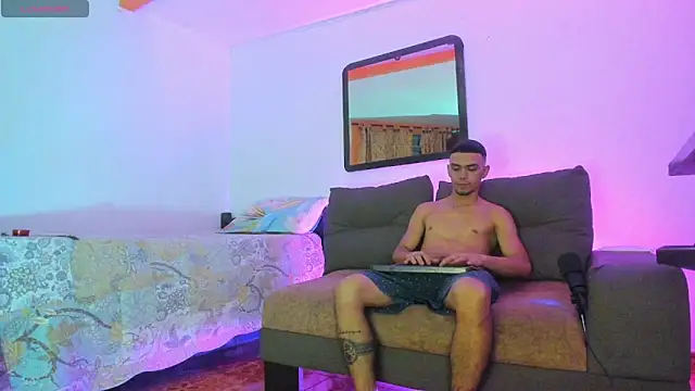 Онлайн чат XXX Teo_Rave