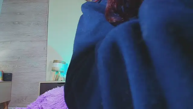 Sary_LittleSmiles Chat XXX live