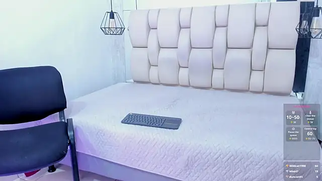 Show de Bella_adamss_ na webcam