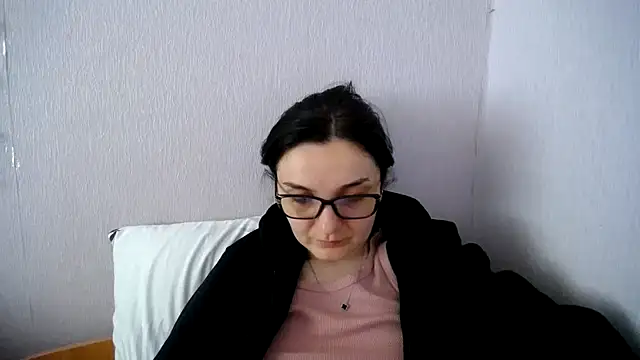 Shiny_gine's Live XXX Chat