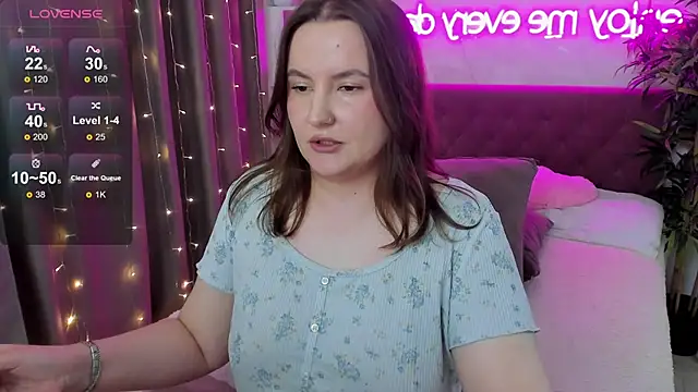 Czat XXX na żywo – FeralPeach
