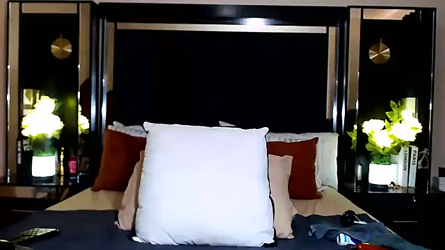 MONSTERTITS44DDD Live XXX-Chat
