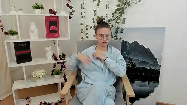 دردشة LetishaDungey الجنسية المباشرة