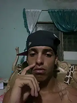 Aleexxx_2005 Pertunjukan Webcam