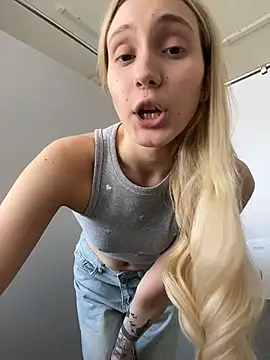 Pink_Kissn Live XXX chat