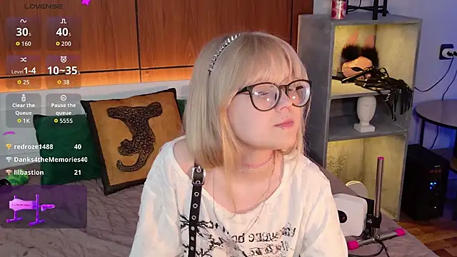 Czat XXX na żywo – MoliQin