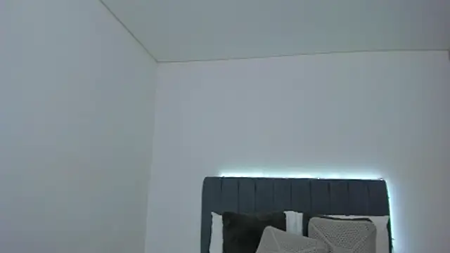 im_sarah34 Live XXX-chat
