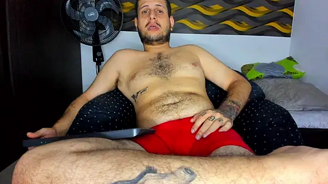 Show modela Chilly_Willyx na web-kameri