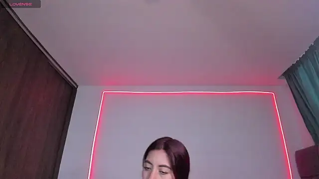 maazikeenx Adlı Modelin Canlı XXX Sohbeti