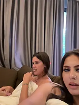 Онлайн чат XXX Ivysplayroom