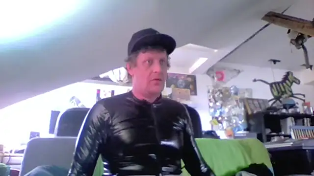 Show modela Bigthroaterboy na web-kameri