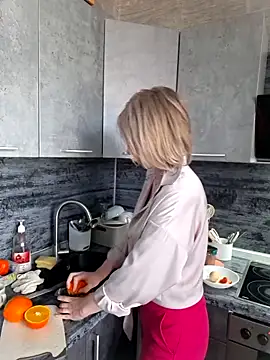 Онлайн чат XXX stellahere8
