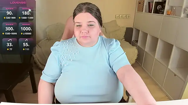 PlumPie's Live XXX Chat