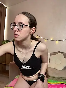 MartiniiSelenna's Live XXX Chat