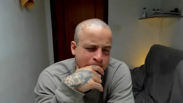 Webkamerová show layneinchains