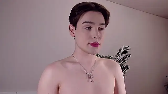 RobbyCharming's Live XXX Chat