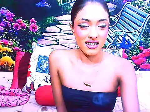 IndianPretty14u2Luv – Live XXX-chat