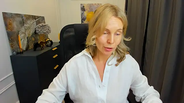 Sinty_Devis Chat XXX in diretta
