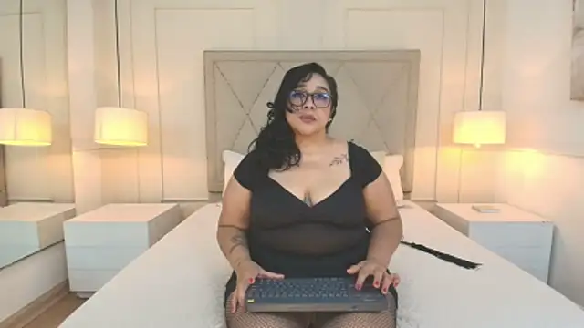 ViickyLee Live XXX Chat