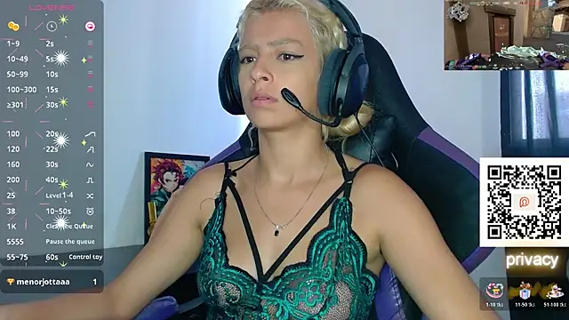 Show de jujubinhahot na webcam