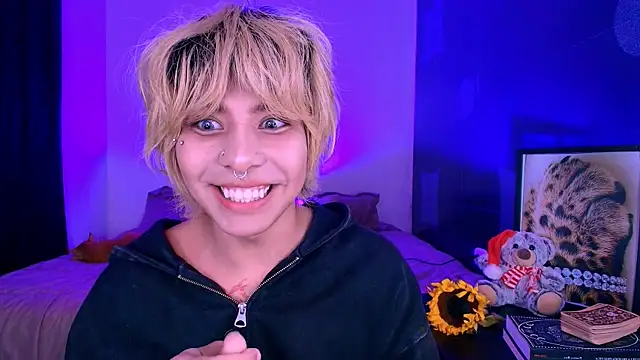 Aronn_44's Live XXX Chat