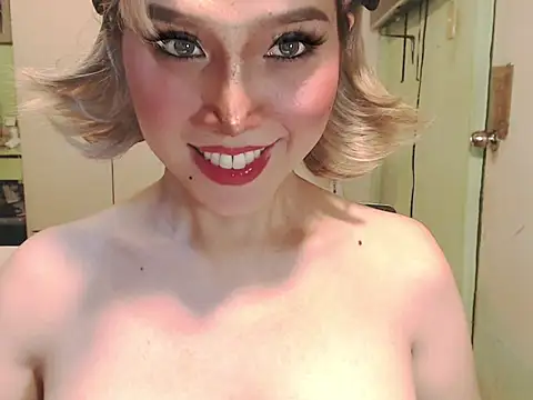 Show modela xGood_Girlx na web-kameri