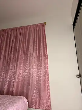 Bella-kim- Live XXX-Chat