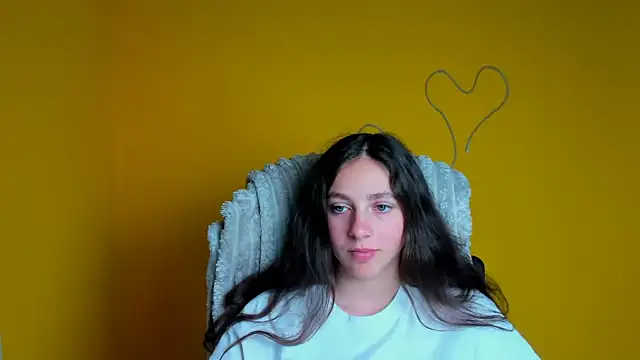 KissMeJulia: онлайн-секс-чат