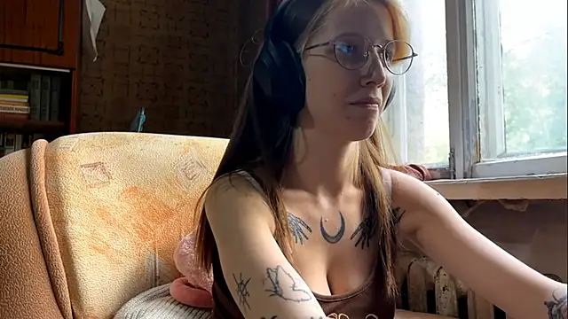 Chat XXX en directo de AliceGates