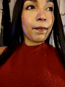 Chat +18 de FallsForHerSmile ao vivo